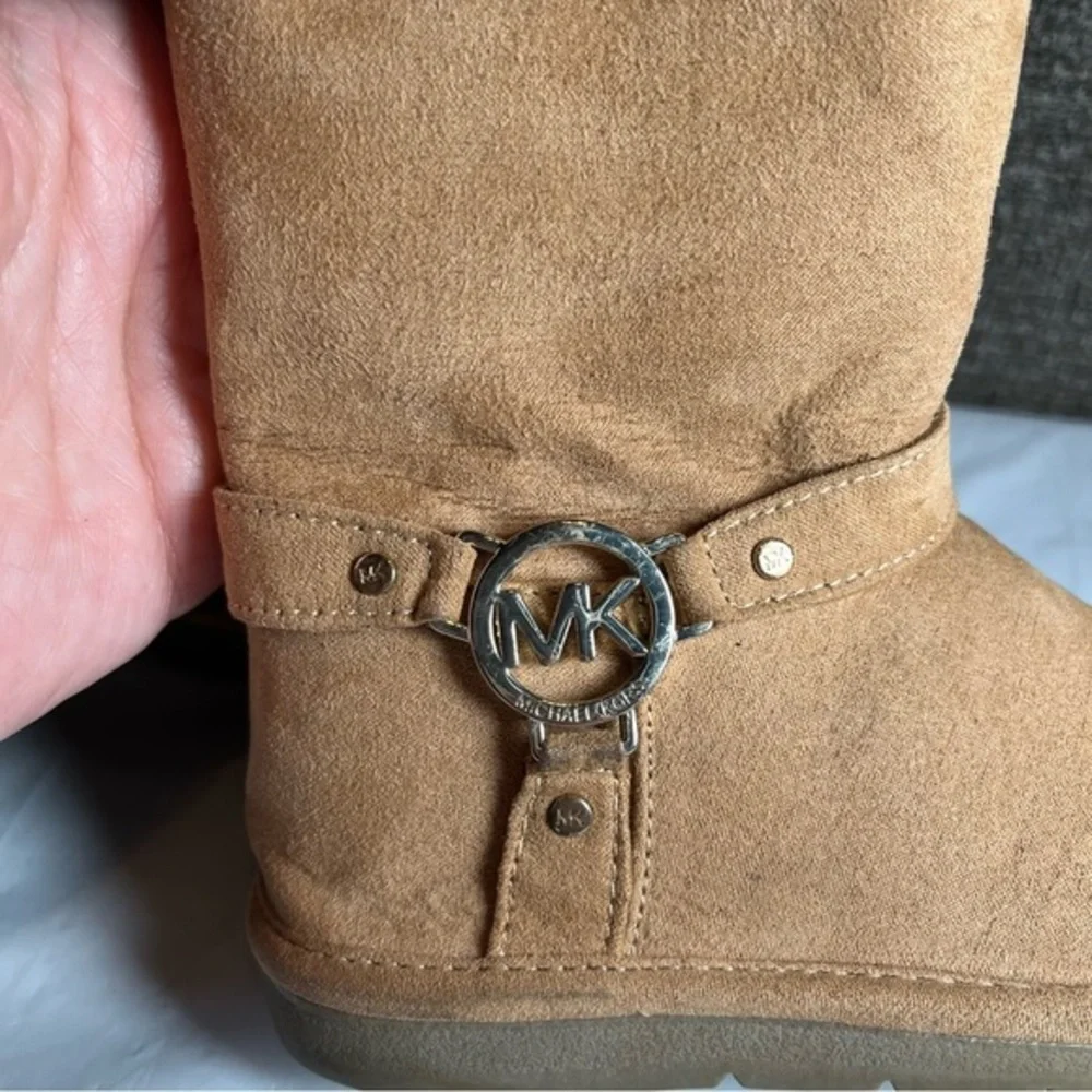 Michael Kors Brownie T Tan Side‎ Zip Boots Girls Size 7 Faux Fur Winter Preppy